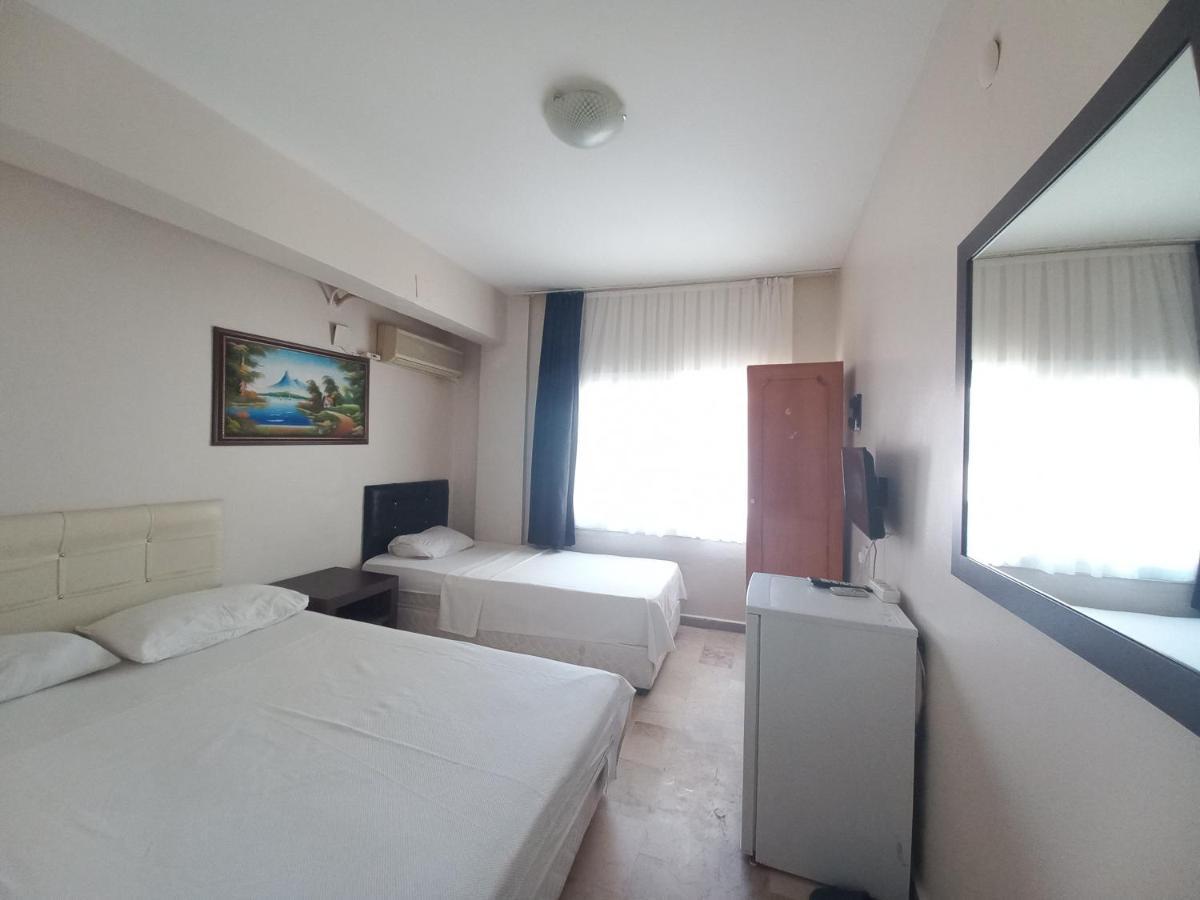 Blue Otel Чесме Екстериор снимка