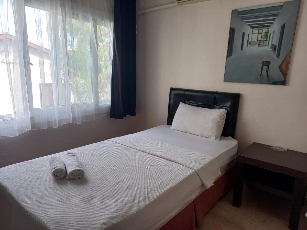 Blue Otel Чесме Екстериор снимка